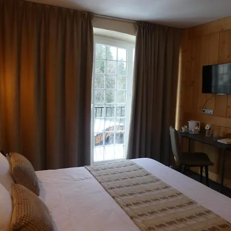 Aux Truites Bleues Hotel